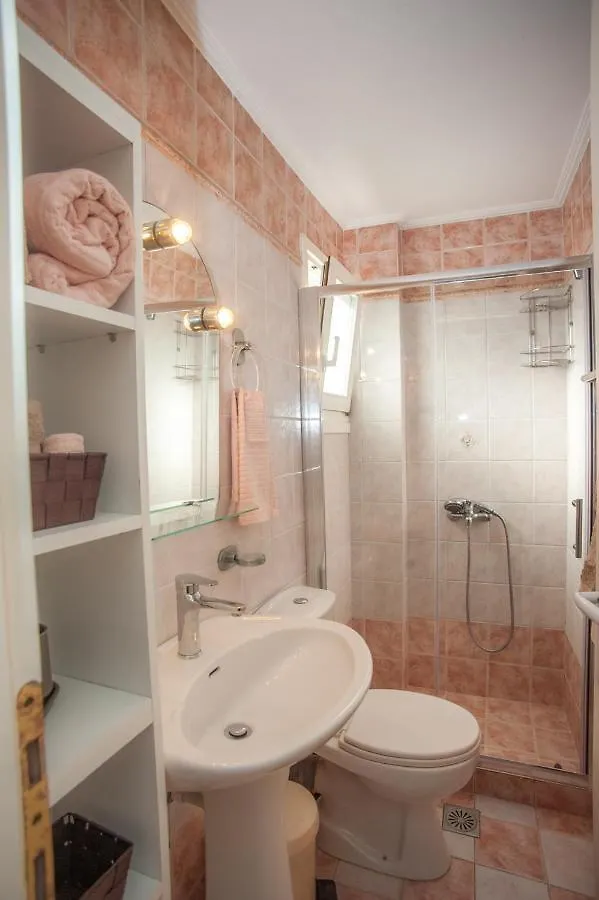 Ira Apartments Lassi